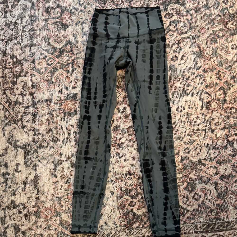 Lululemon wunder under leggings